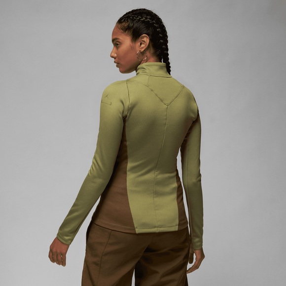 NWT - Nike Jordan 23 Engineered Women's 1/4-Zip Long-Sleeve Top Size M Tight Fit - Picture 2 of 14